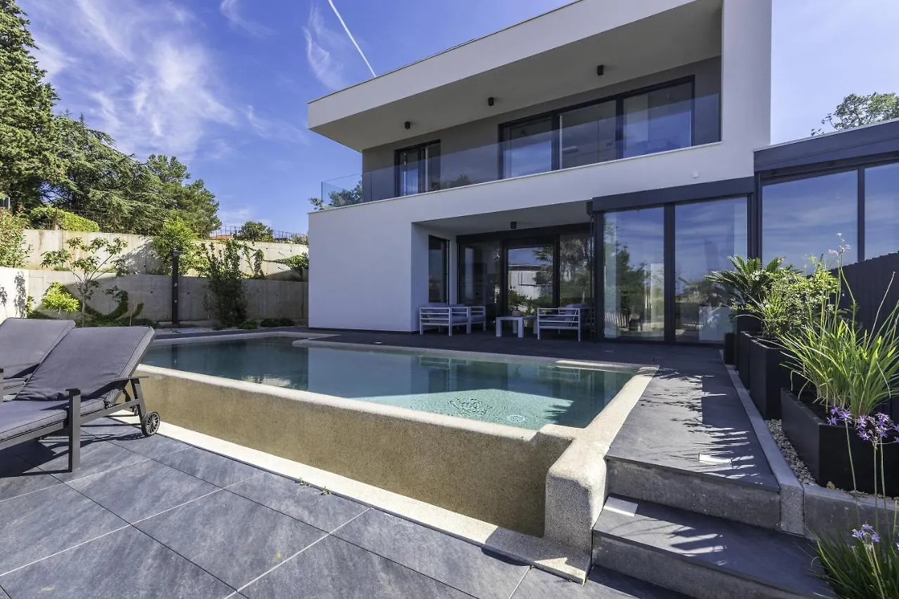 Luxury Villa Ane 말린스카 0*,