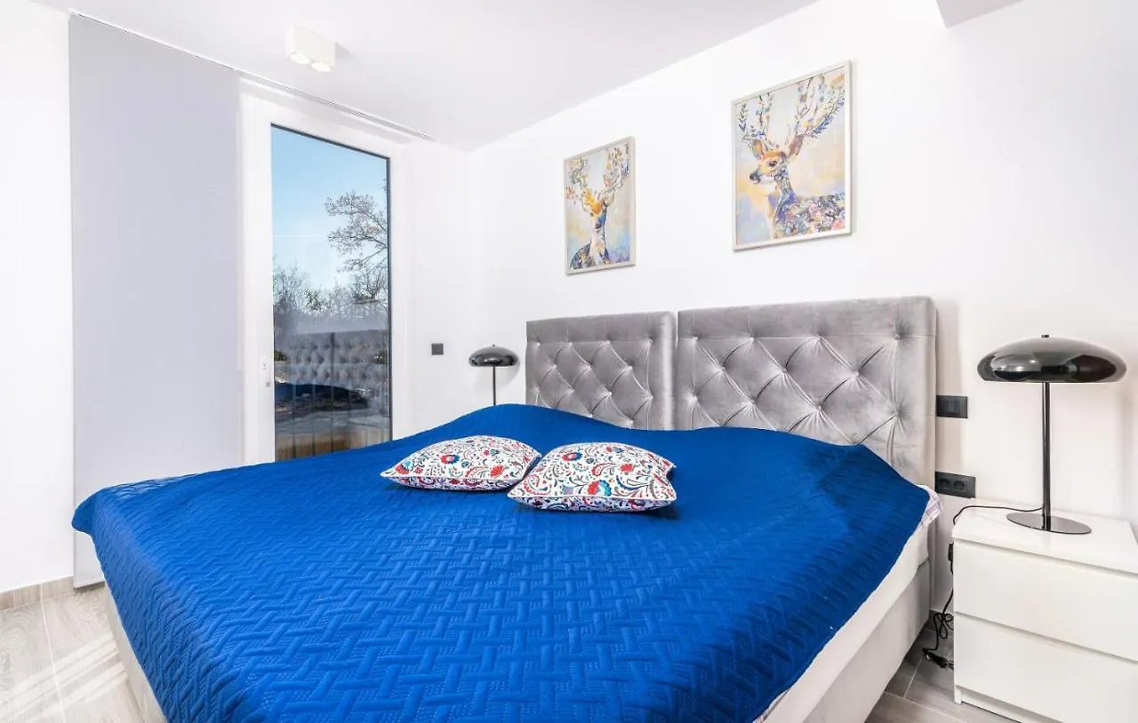 Luxury Villa Ane 말린스카